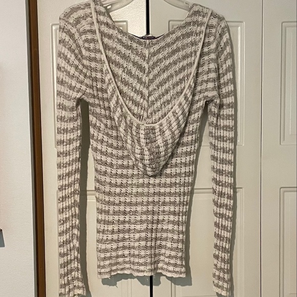 Roxy lightweight Sweater, Size S - Picture 2 of 5